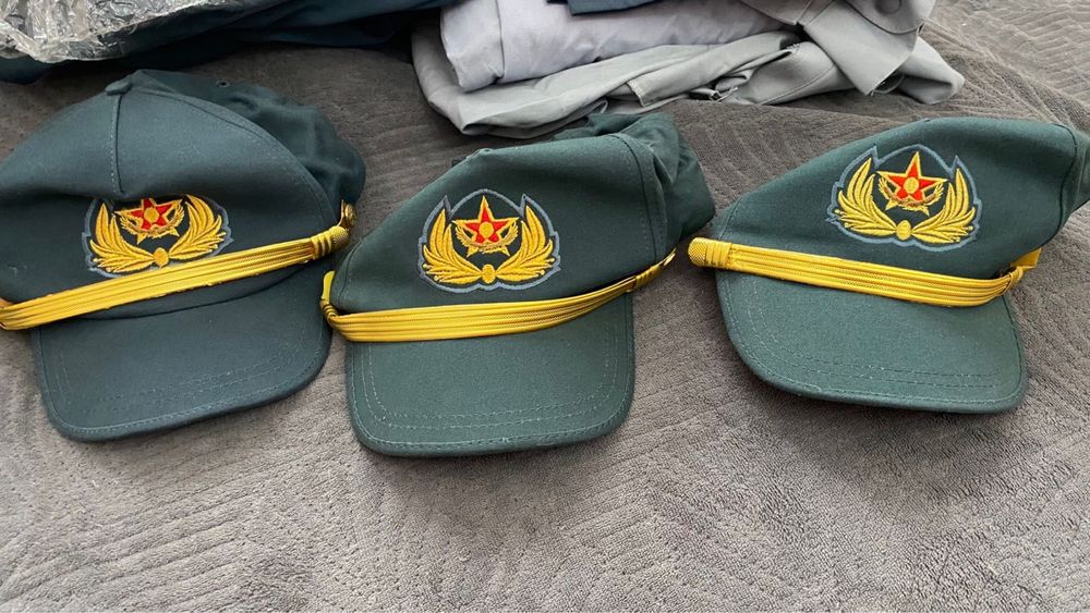 Продам военные вещи
