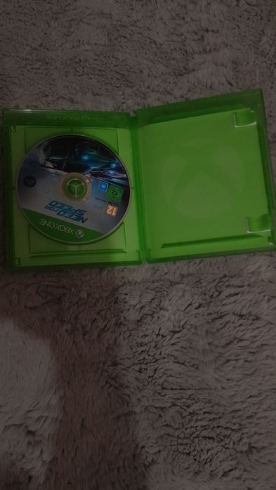 Vând Need for Speed pentru Xbox one