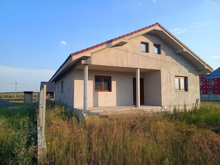 Casa de vanzare,in localitatea Osorhei