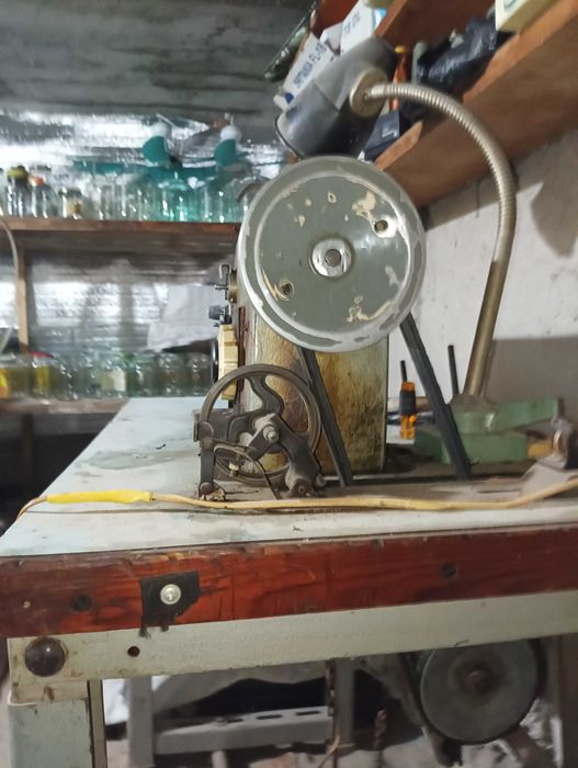 Промышленная Швейная машина для кожи