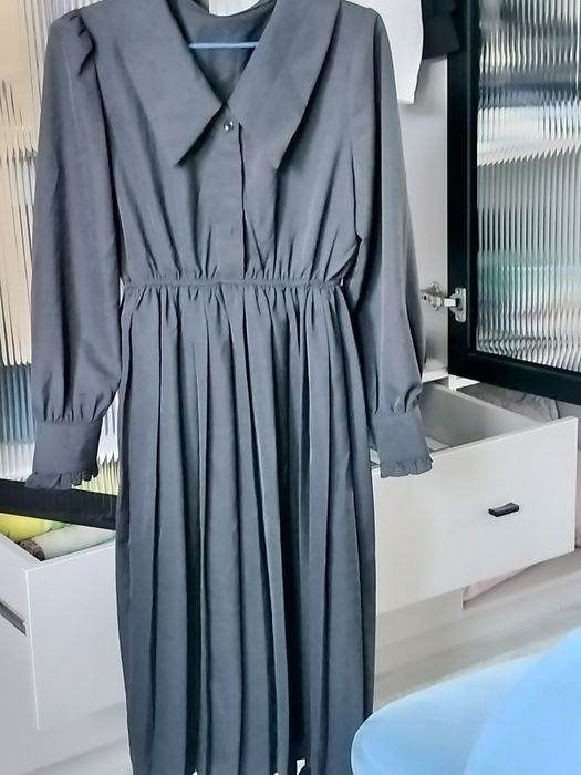 Продам платье черное классика размер 44-46
