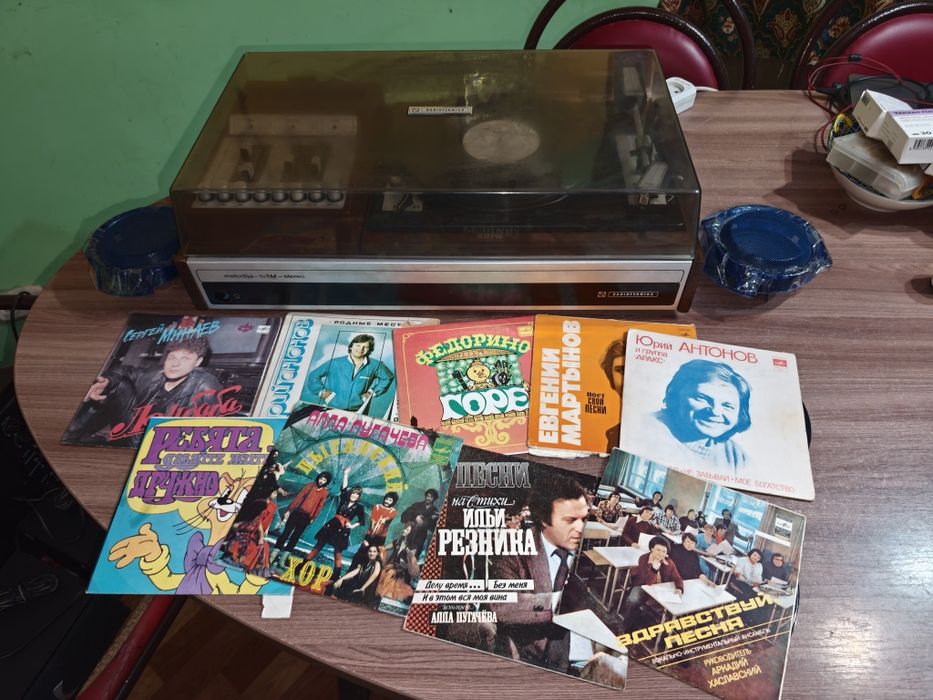 Проигрыватель Мелодия 103 М