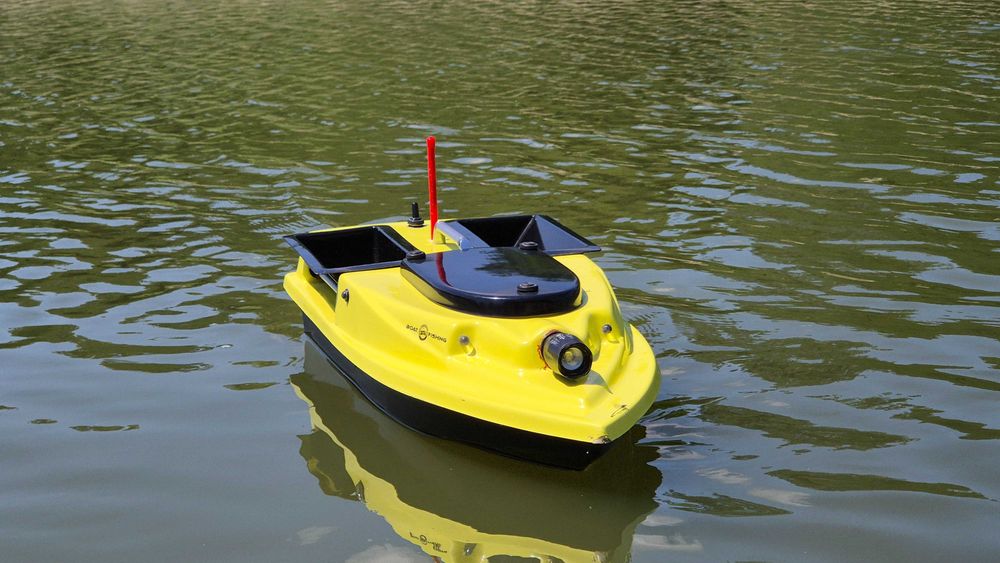 Navomodel Plantat DELFIN Clasic din Fibră 14,8V– Pachet Fără Acumulator