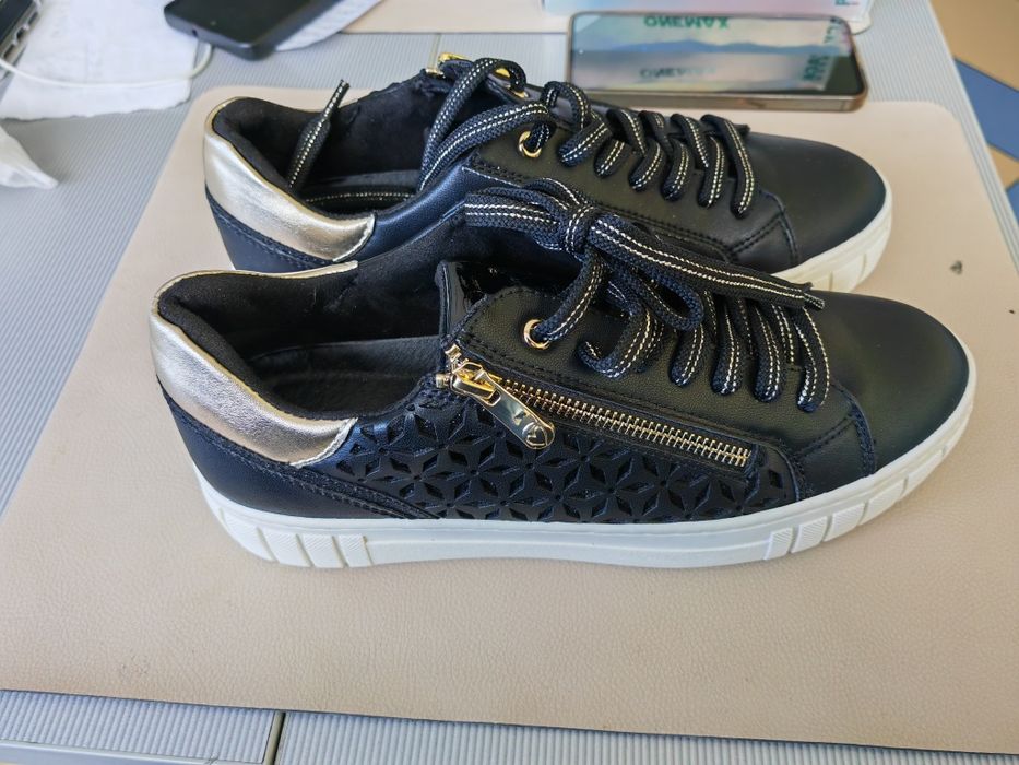Marco Tozzi lether strap-Sneakers
