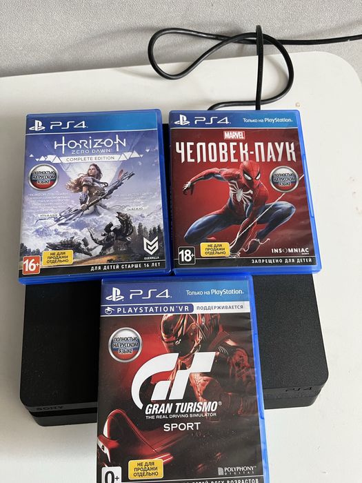 плейстейшен 4 слим