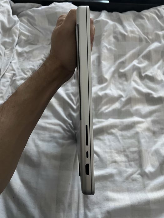 Macbook pro 16 m2 pro 16/512 92%