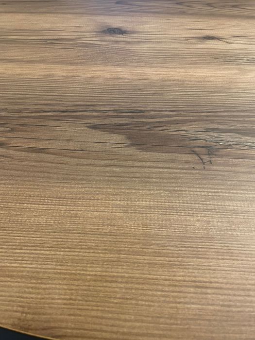 Masa dining rotunda nouă