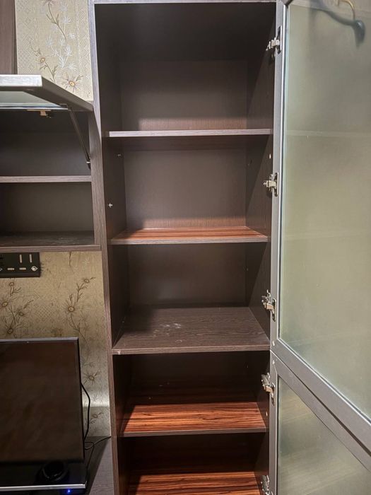 Шкаф-стенка под телевизор / тумба для ТВ