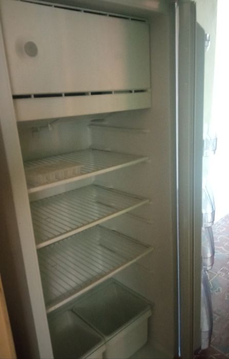 Холодильник "Бирюса" однокамерный