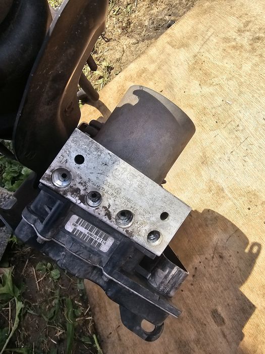 Pompa ABS / Centrala ABS 4F0614517A03 / 4F0910517E001