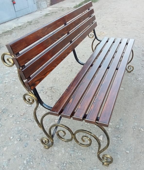 Продам срочно 2 новые лавочки 1,5м