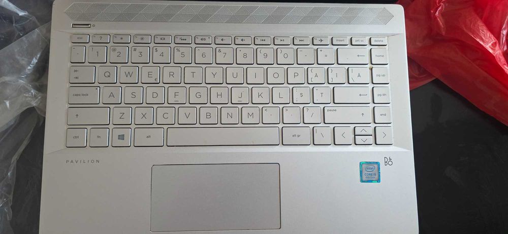 Laptop HP Pavilion anul achizitiei 2018