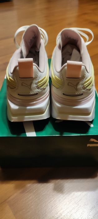 Маратонки Пума . Размер 38 .