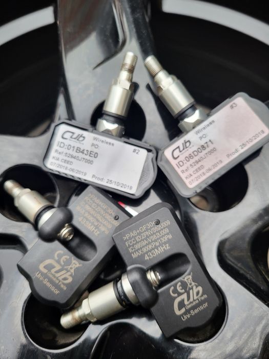 Сензори/датчици/ за налягането в гумите за KIA SEED