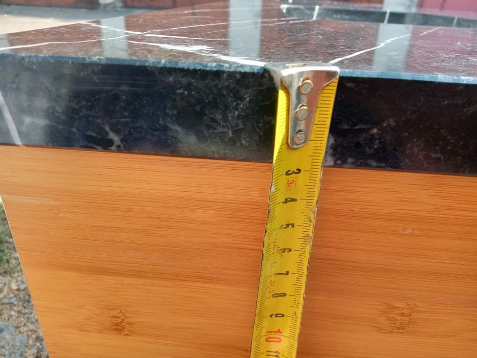 Столешница с двумя раковинами