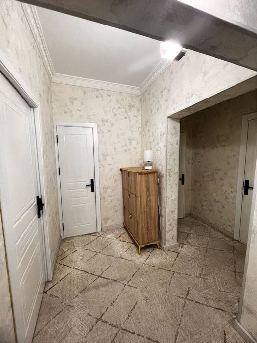 Продаетсч укомплектованная квартира 2 ком Дархан.