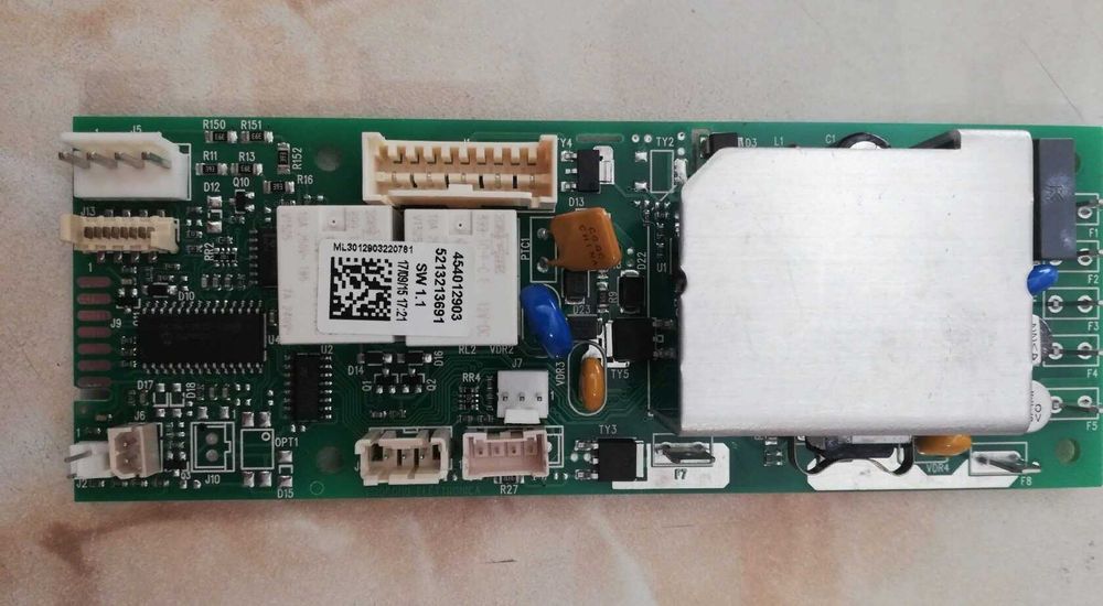 Запчасти для кофемашины DELONGHI.