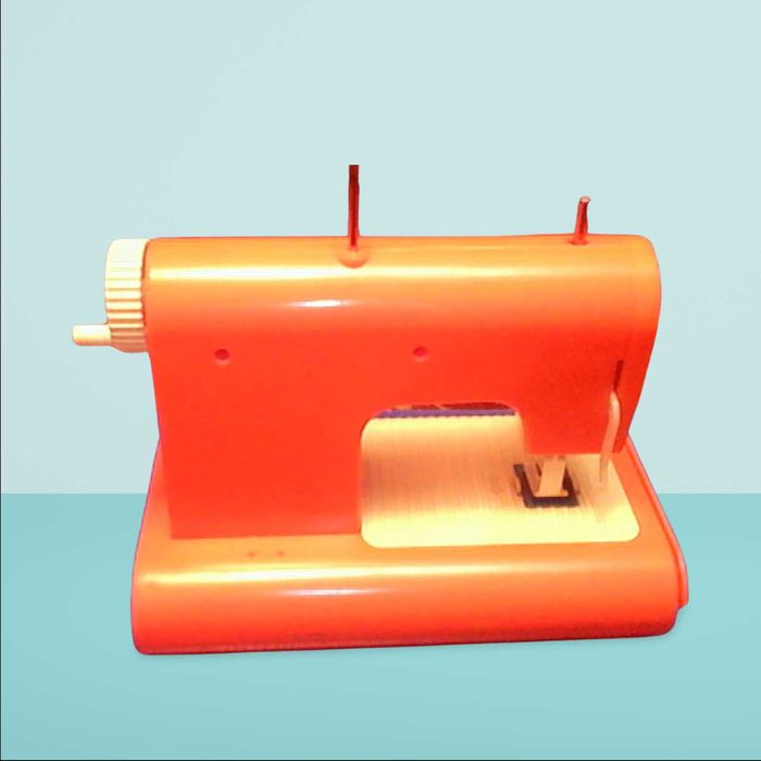 Детская швейная машинка, Германия