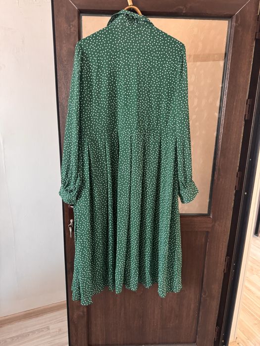 Продам платье в хорошем состоянии.