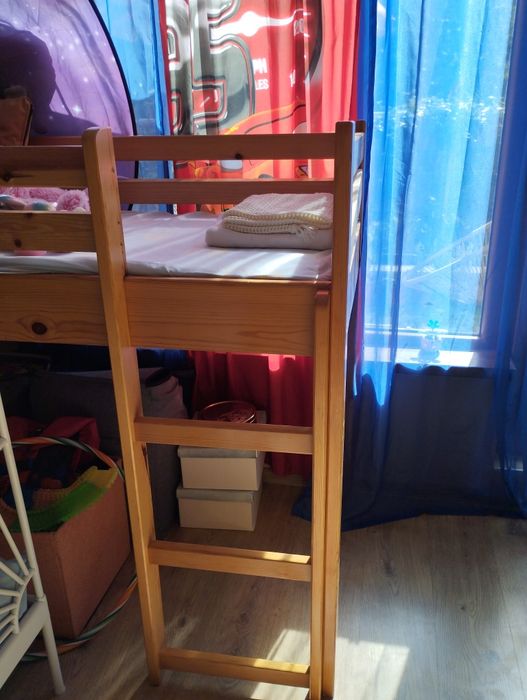 Дървено Детско легло + матрак