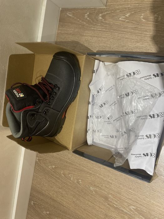 Спецобувь новый 39размер