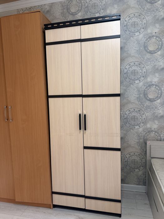 Продаются шкафы для одежды