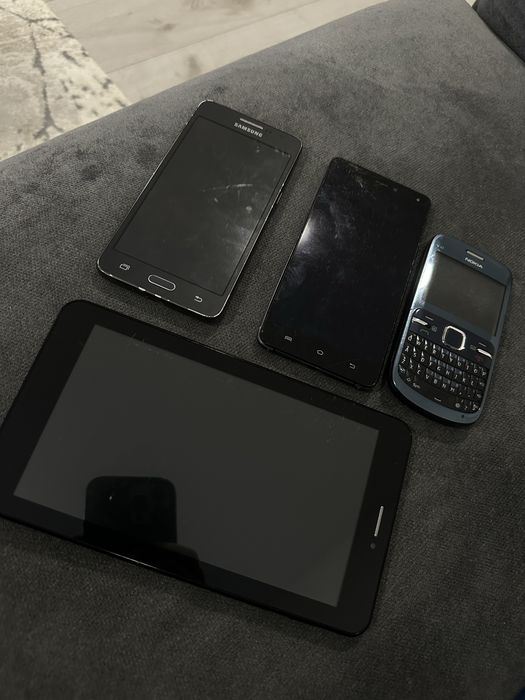 Telefoane si tablete