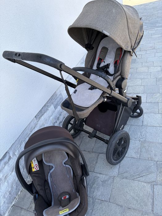 Бебешка количка Cybex priam +кош за новородено с база
