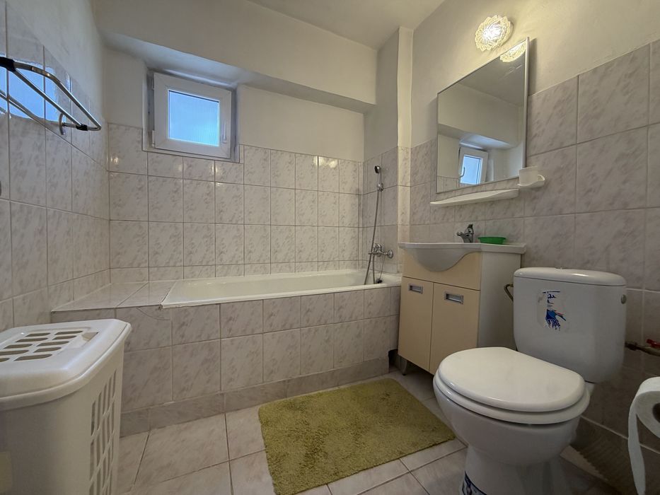 Apartament 3 camere, de inchiriat, langa Colina Universitatii