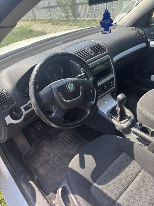 Vand bord complet skoda octavia 2 facelift