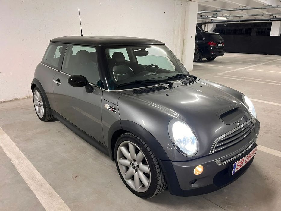 Mini Cooper S Istoric service, complet originala, trapa Pano
