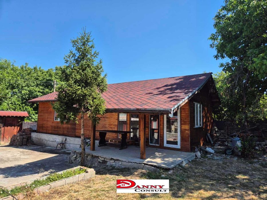 Продава се Къща в Велико Търново, Акация - 300 кв.м за 562 €/кв.м - Снимка #2