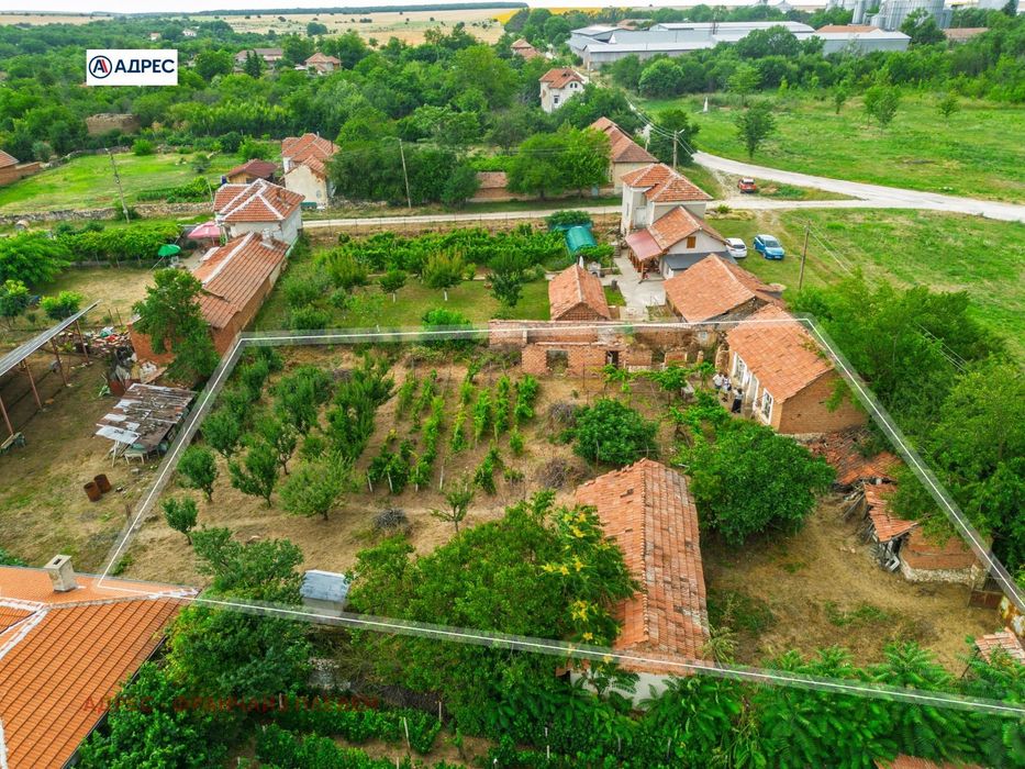 Продава се Къща в с. Пелишат, Област Плевен - 85 кв.м за 293 €/кв.м - Снимка #1