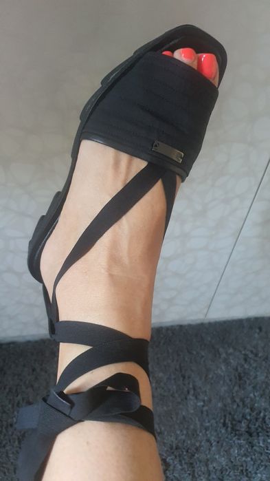 Сандали 38 номер