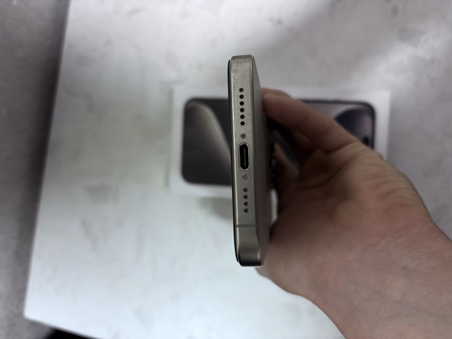 Iphone 15 pro max 256GB