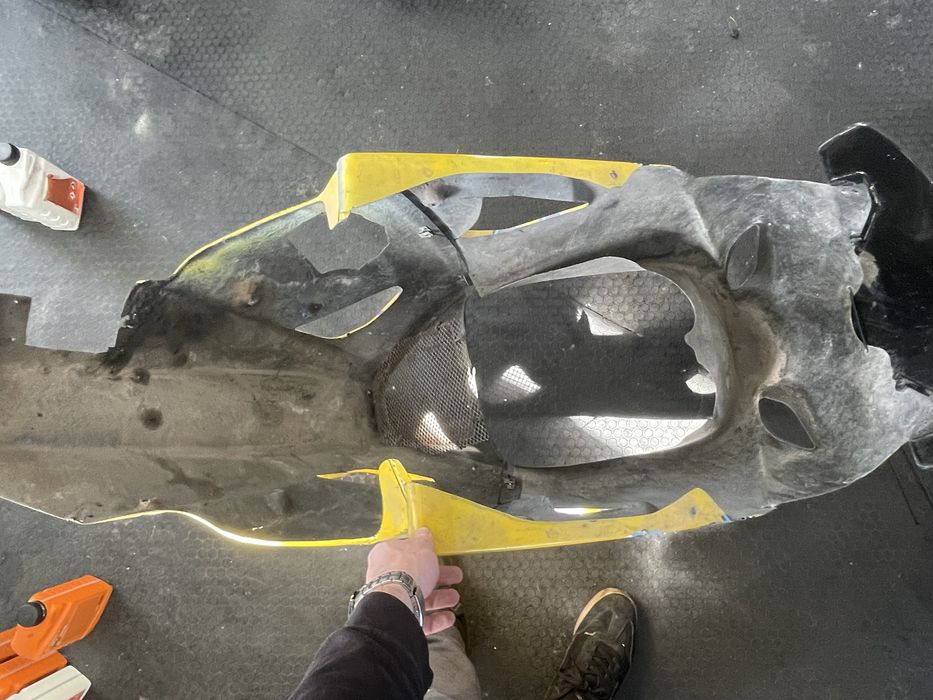 Смоли/спойлери за писта suzuki gsxr k3/k4