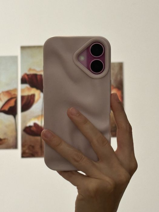 Кейсове за iPhone 16