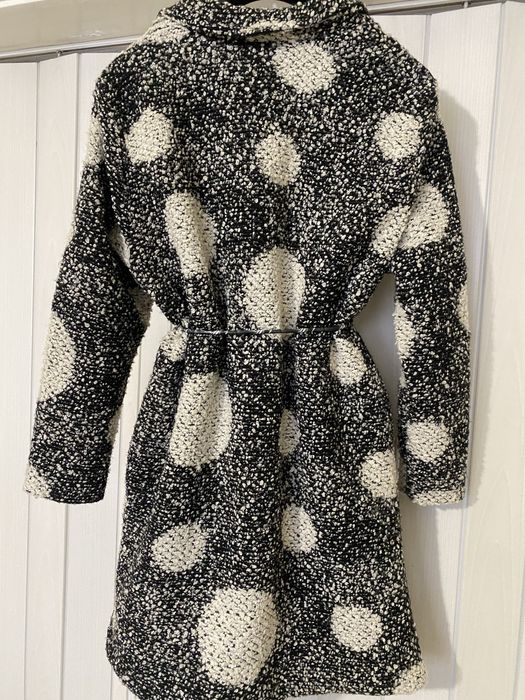 Дамско палто до коляното