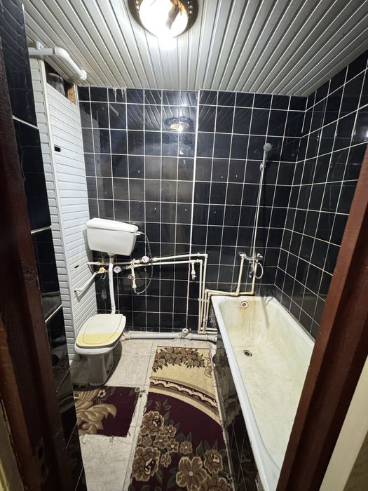 3 xonali uy sotilyapti   42.900$