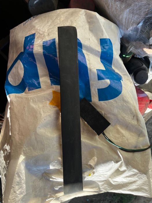 Молдинги мерседес 210