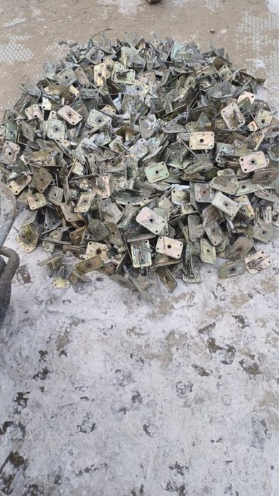 Стройтельные материал……………………брус