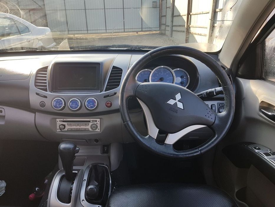 Tapiterie Plafon Mitsubishi L200 2006 - 2010 (619)