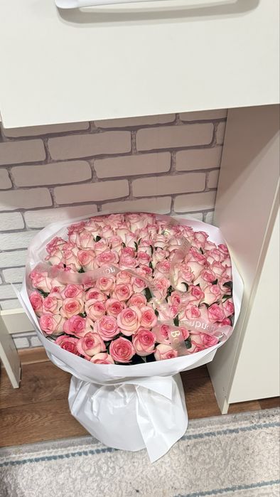101 роза розовые