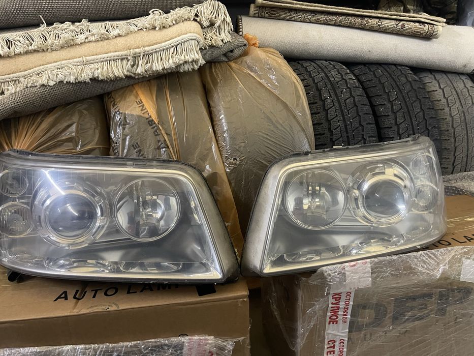 Фары Фольксваген Т5  оригинал