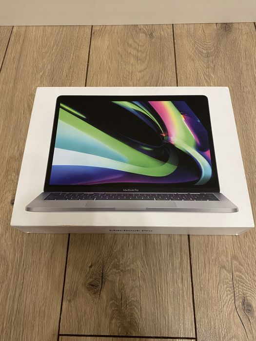 MacBook Pro 13” на Apple M1 (8GB / 512GB SSD)