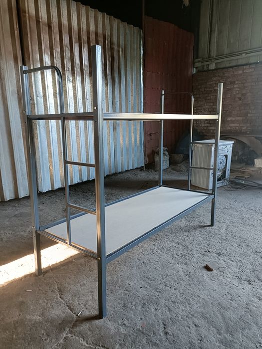 Металлические кровати