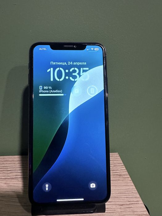 Продам Айфон 11 про макс 256гб