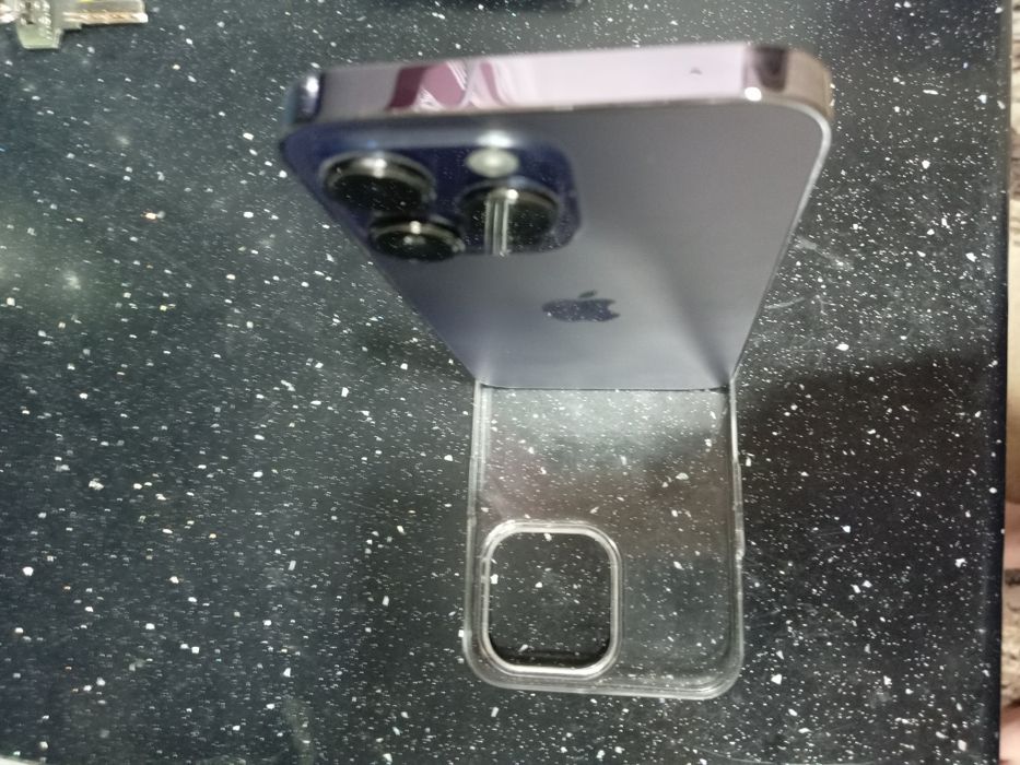 iPhone 14 pro max ideal holatda karobka dakument bor