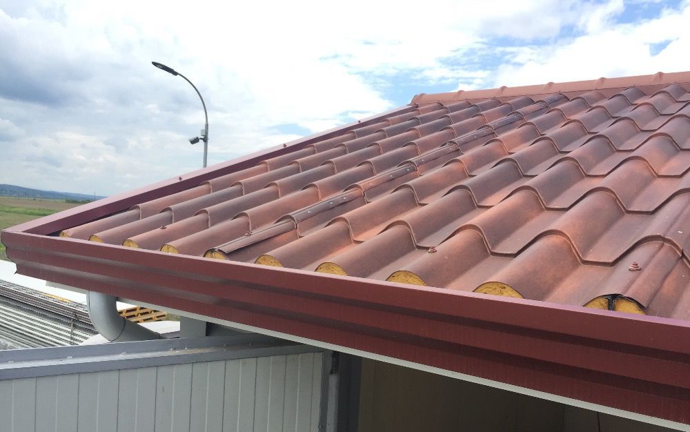 Panouri acoperis sandwich model stil tigla Calitatea 2 Noi