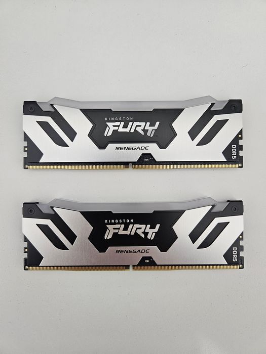 Kingston Fury Renegade 32GB RAM, 6400Mhz, CL32, Intel XMP